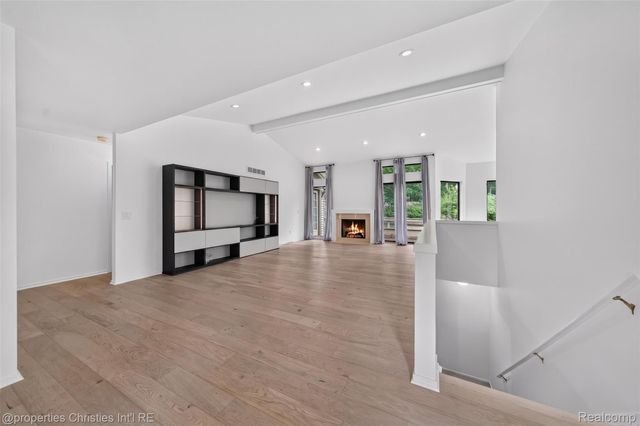 29433 W Chanticleer Drive 73, Southfield, MI 48034