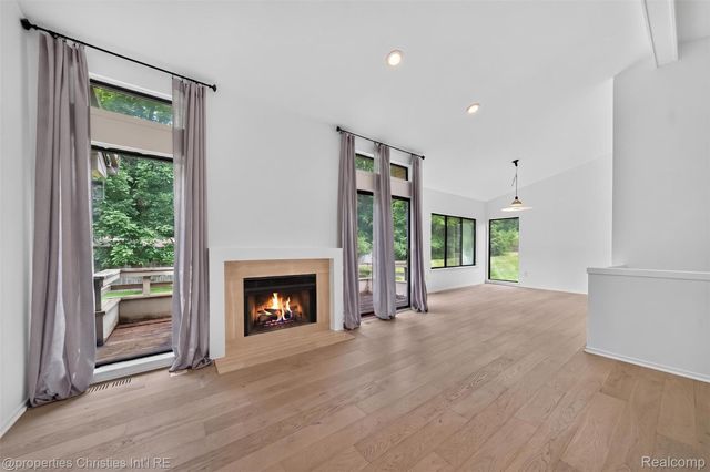 29433 W Chanticleer Drive 73, Southfield, MI 48034