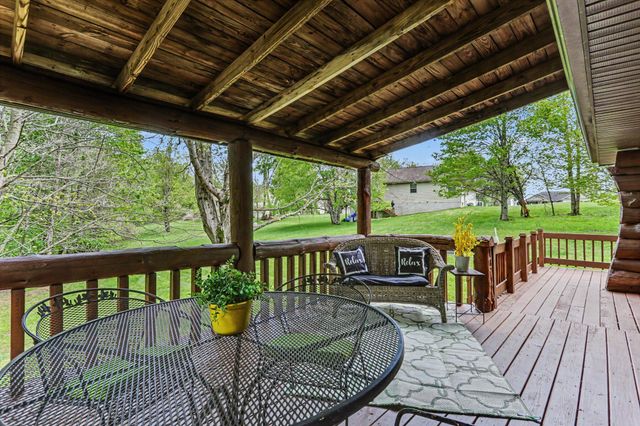 84 Royal Court, Howard, OH 43028