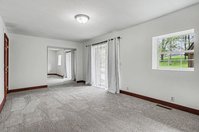 84 Royal Court, Howard, OH 43028