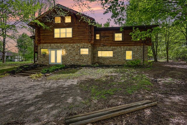 84 Royal Court, Howard, OH 43028