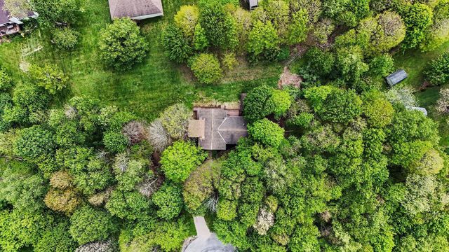84 Royal Court, Howard, OH 43028