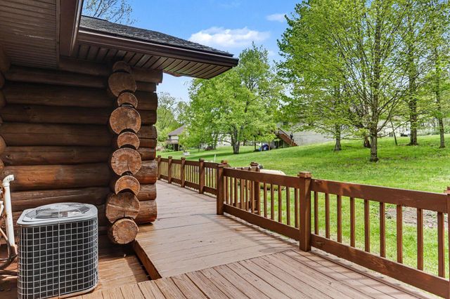 84 Royal Court, Howard, OH 43028
