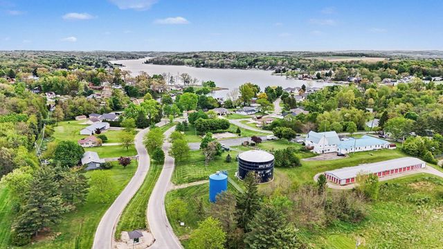 84 Royal Court, Howard, OH 43028