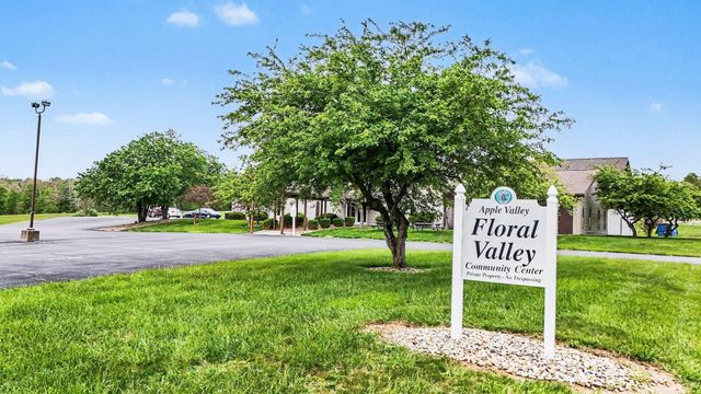 84 Royal Court, Howard, OH 43028