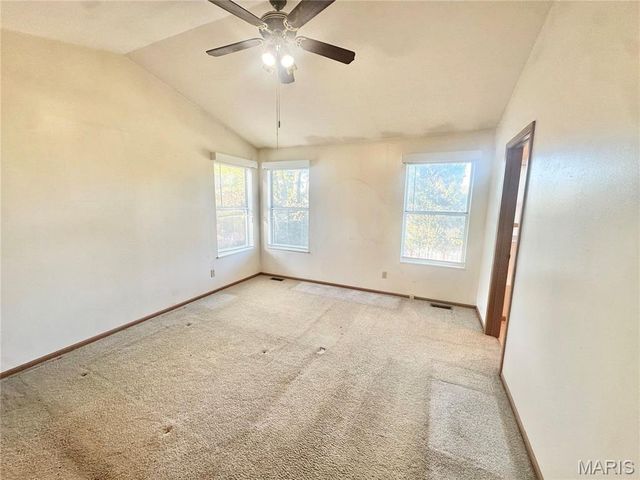 3865 Kentucky Derby Drive, Florissant, MO 63034