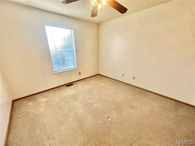 3865 Kentucky Derby Drive, Florissant, MO 63034