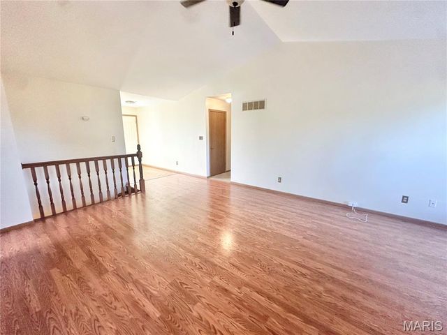 3865 Kentucky Derby Drive, Florissant, MO 63034