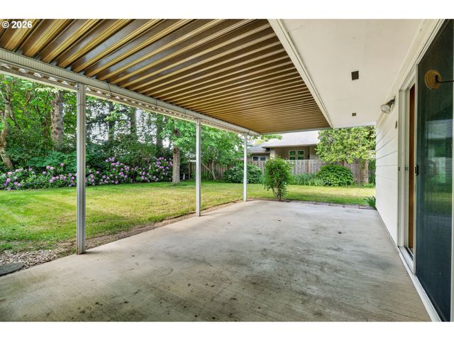 1685 Sw 87TH Ave, Portland, OR 97225