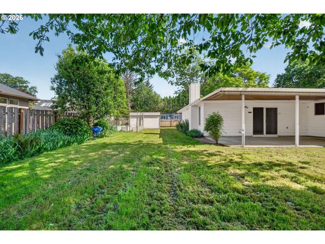 1685 Sw 87TH Ave, Portland, OR 97225