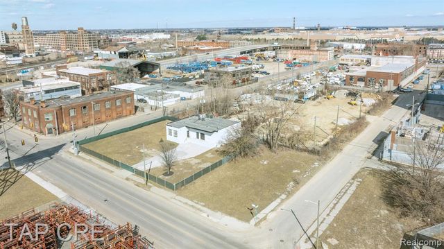 6474 Russell Street, Detroit, MI 48211