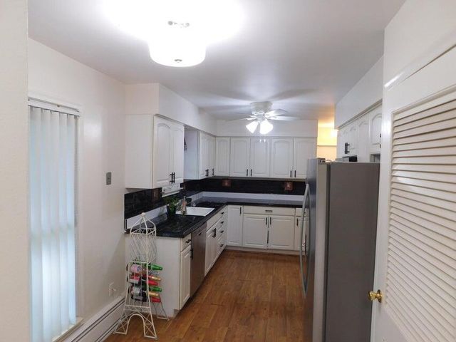 26150 Barbados Road, Farmington, MI 48335