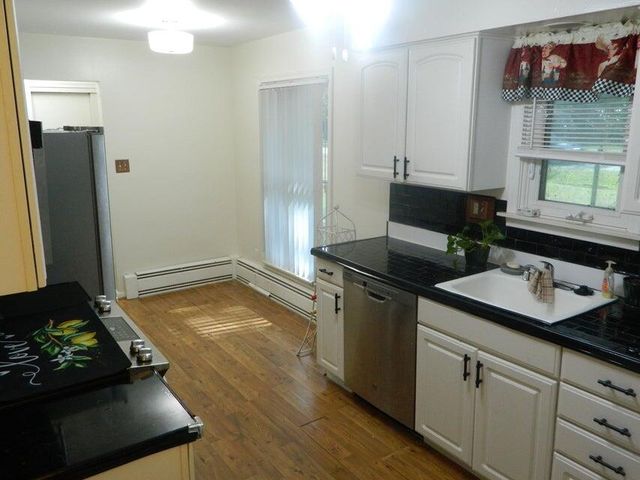 26150 Barbados Road, Farmington, MI 48335