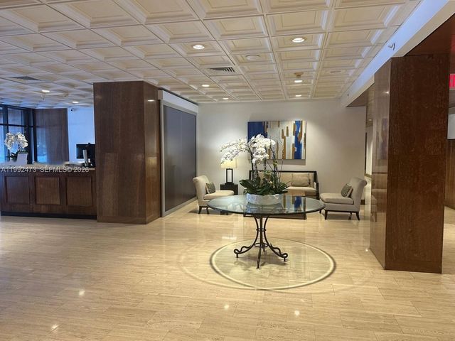 2333 Brickell Ave 2310, Miami, FL 33129