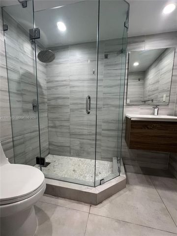 2333 Brickell Ave 2310, Miami, FL 33129