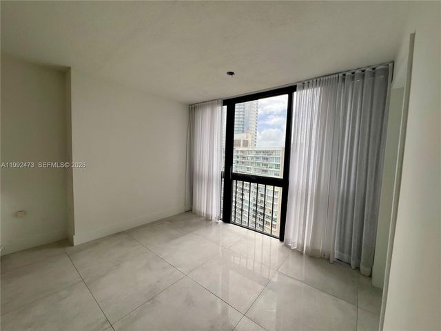 2333 Brickell Ave 2310, Miami, FL 33129