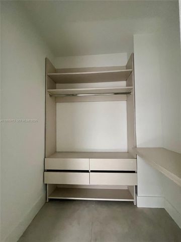 2333 Brickell Ave 2310, Miami, FL 33129