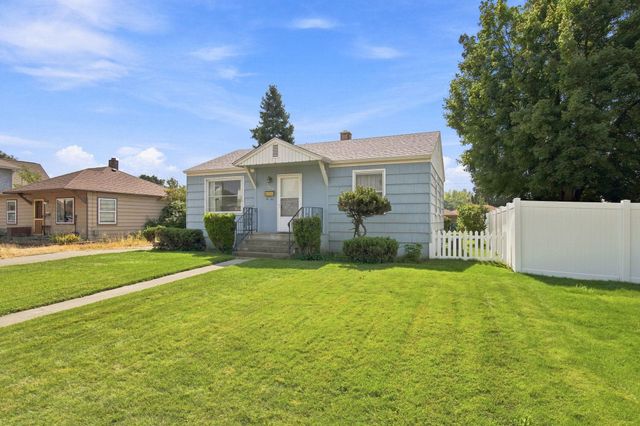 2710 E Hoffman Ave, Spokane, WA 99207