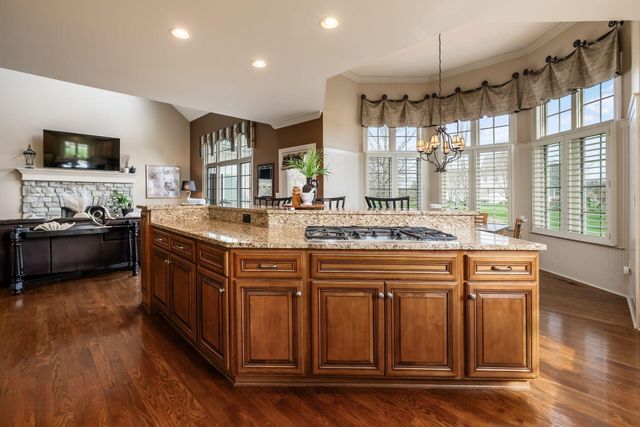 2444 Woodland Glen Drive, Powell, OH 43065