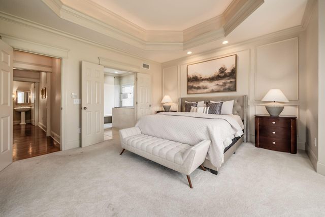 2444 Woodland Glen Drive, Powell, OH 43065