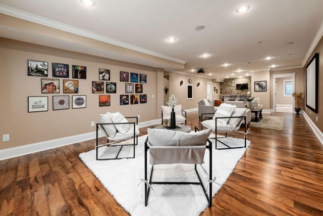 2444 Woodland Glen Drive, Powell, OH 43065