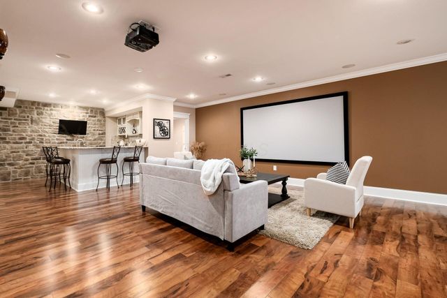 2444 Woodland Glen Drive, Powell, OH 43065