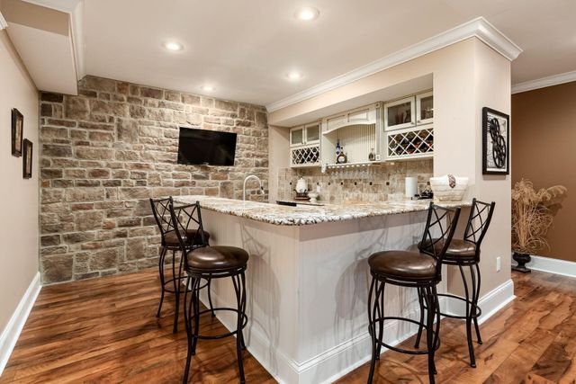 2444 Woodland Glen Drive, Powell, OH 43065