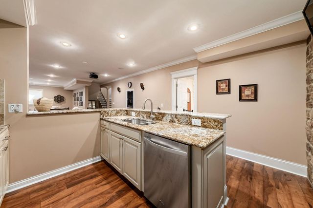 2444 Woodland Glen Drive, Powell, OH 43065