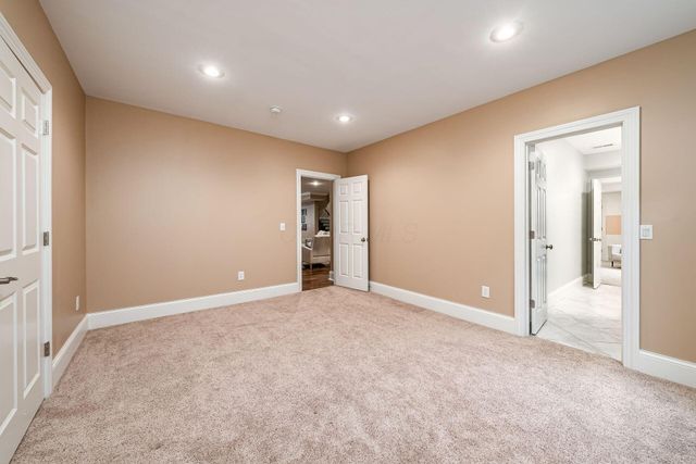 2444 Woodland Glen Drive, Powell, OH 43065