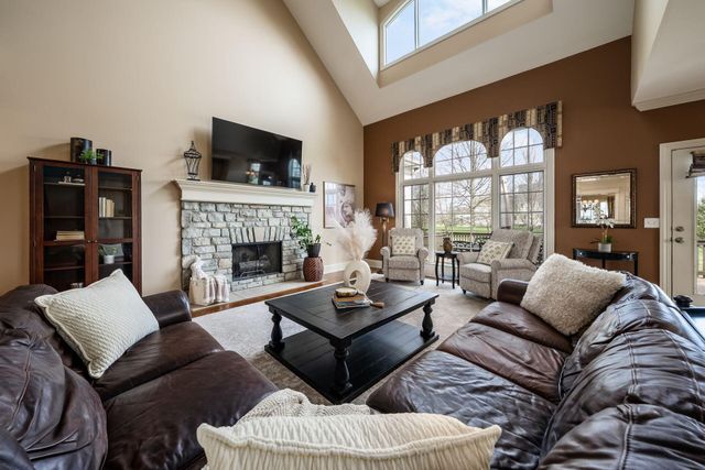 2444 Woodland Glen Drive, Powell, OH 43065