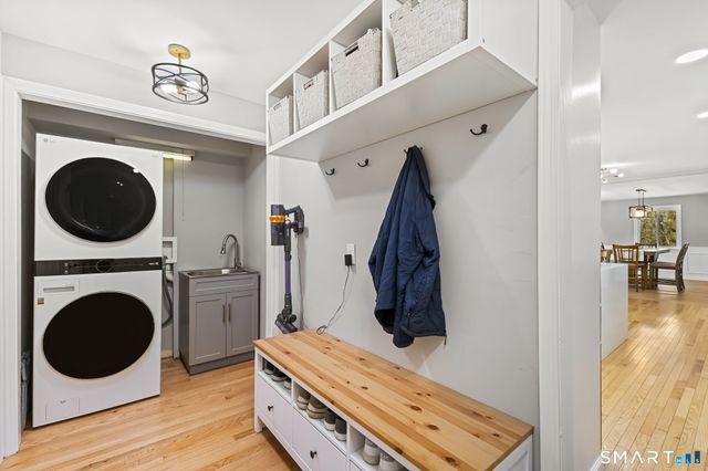 299 Redding Road, Redding, CT 06896