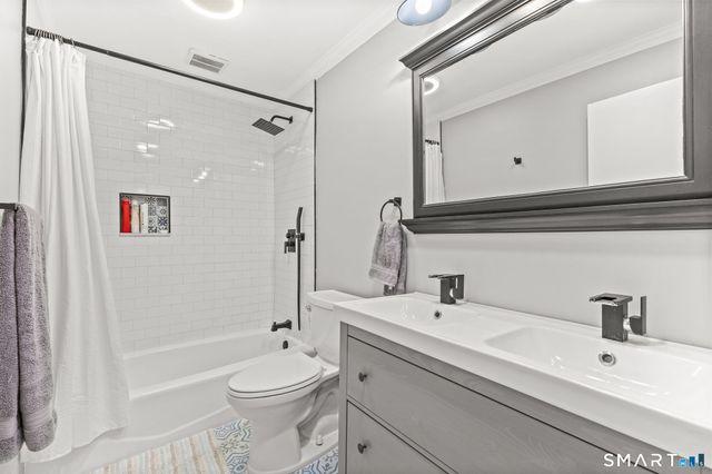 299 Redding Road, Redding, CT 06896