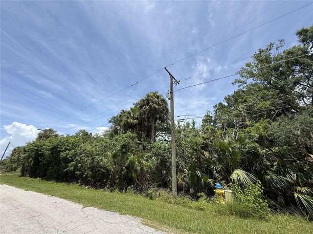 5997 KRACKER AVENUE, Gibsonton, FL 33534