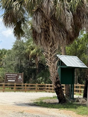 5997 KRACKER AVENUE, Gibsonton, FL 33534