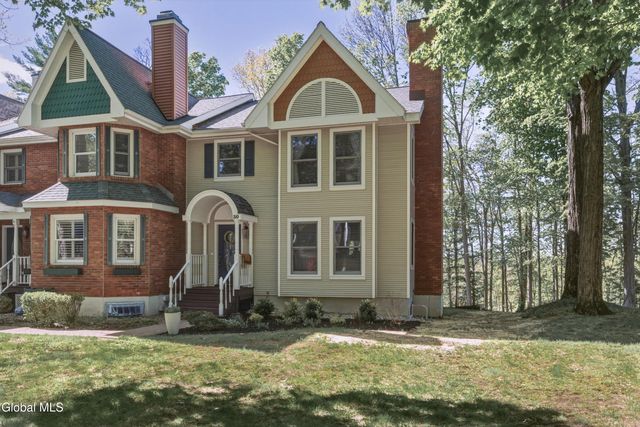30 Sicada Street, Saratoga Springs, NY 12866