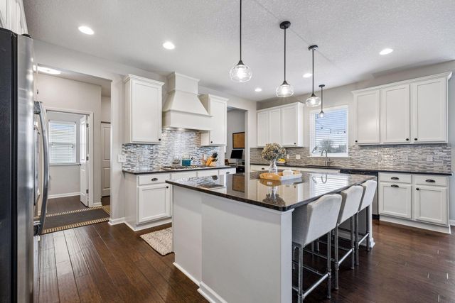 6920 Joliet Avenue S, Cottage Grove, MN 55016