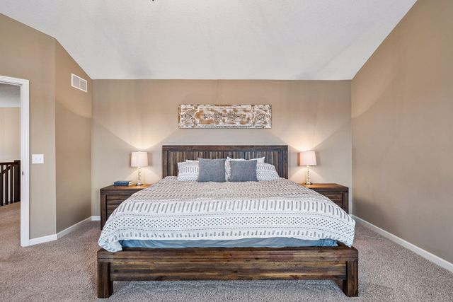 6920 Joliet Avenue S, Cottage Grove, MN 55016