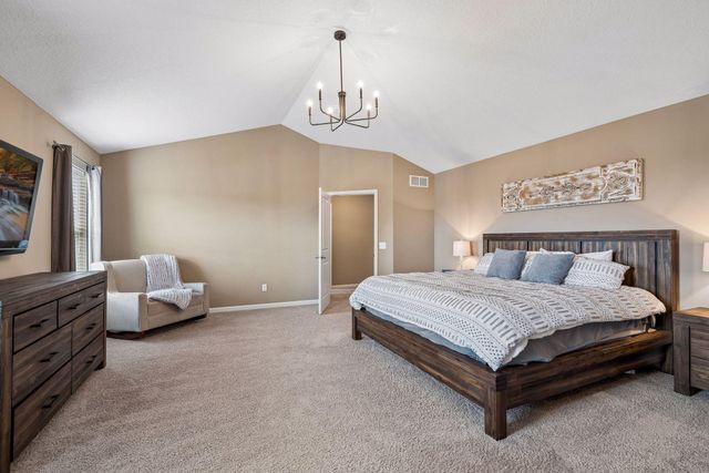 6920 Joliet Avenue S, Cottage Grove, MN 55016