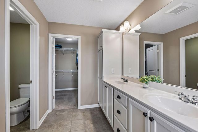 6920 Joliet Avenue S, Cottage Grove, MN 55016