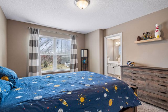 6920 Joliet Avenue S, Cottage Grove, MN 55016