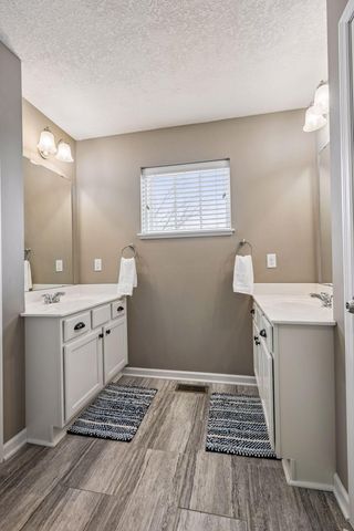 6920 Joliet Avenue S, Cottage Grove, MN 55016