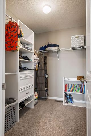 6920 Joliet Avenue S, Cottage Grove, MN 55016