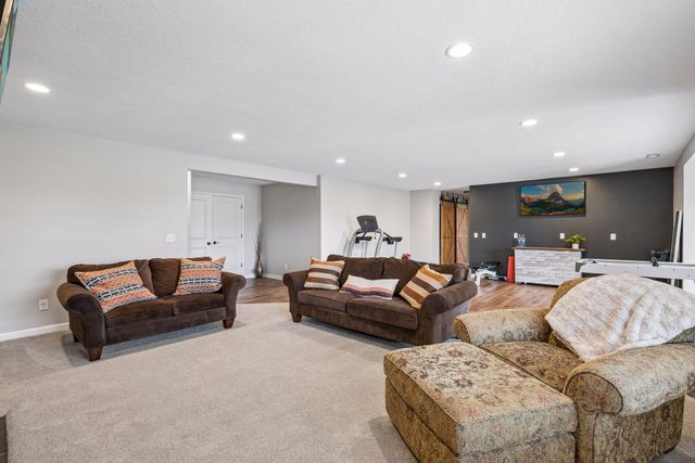 6920 Joliet Avenue S, Cottage Grove, MN 55016