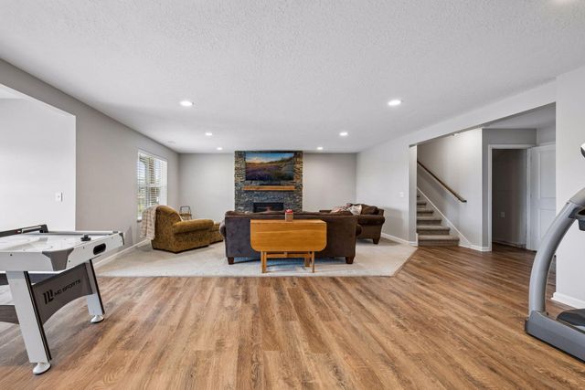 6920 Joliet Avenue S, Cottage Grove, MN 55016