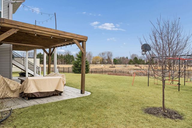 6920 Joliet Avenue S, Cottage Grove, MN 55016