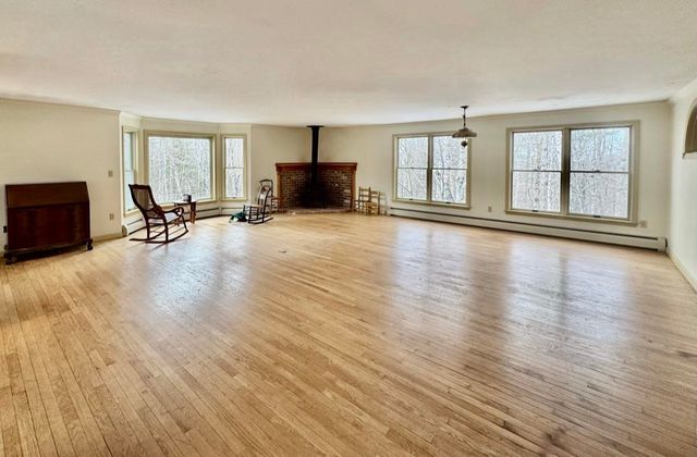 637 Wallace Hill Road, Franconia, NH 03580