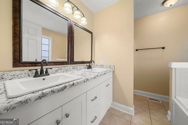 198 Lakeview Drive, Temple, GA 30179