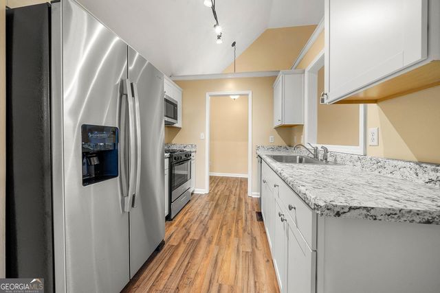 198 Lakeview Drive, Temple, GA 30179