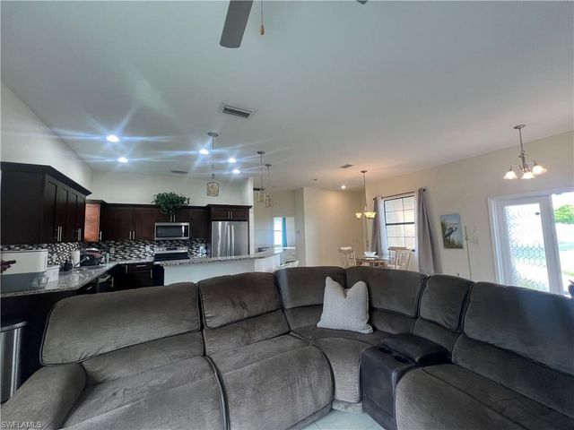 2660 72nd AVE NE, Naples, FL 34120