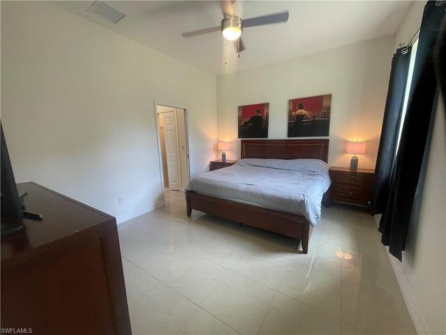 2660 72nd AVE NE, Naples, FL 34120